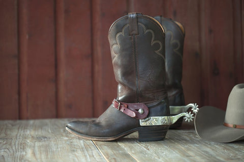 Spurs & Spur Straps